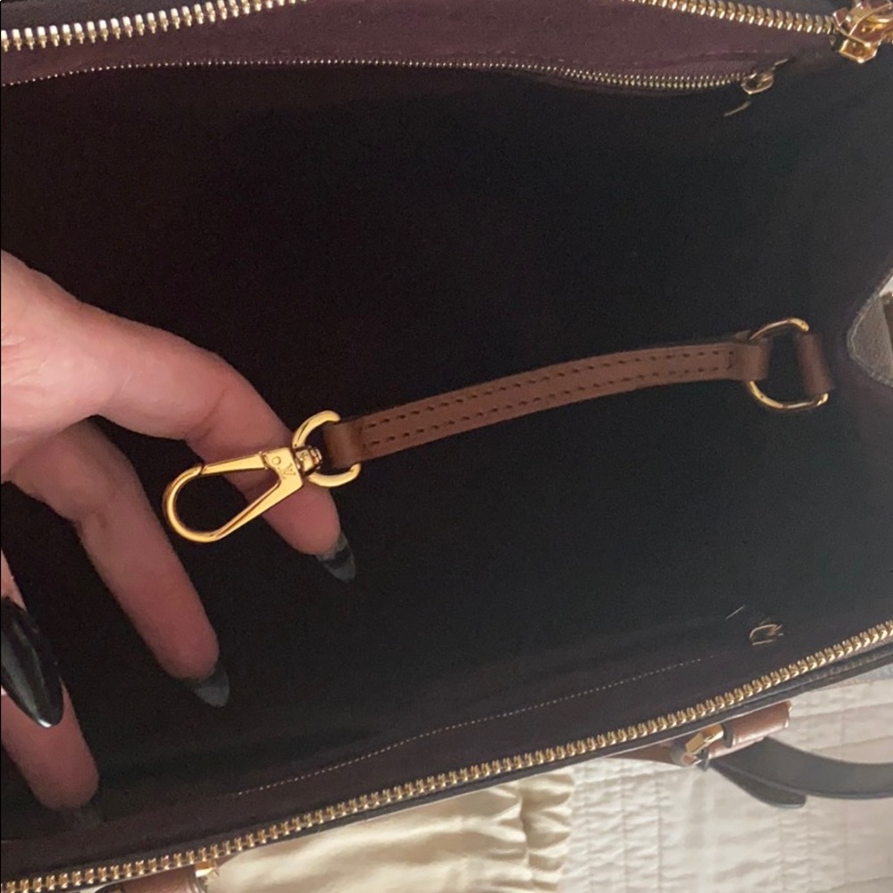 Louis Vuitton Greenwich discontinued 🌟classic🌟 - Picture 15 of 16